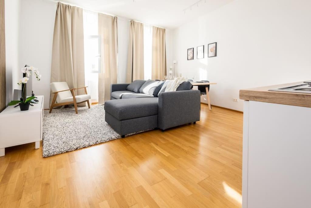 Orestaliving- 3Br On The Daube Canal/Friedensbruecke Wien Ngoại thất bức ảnh